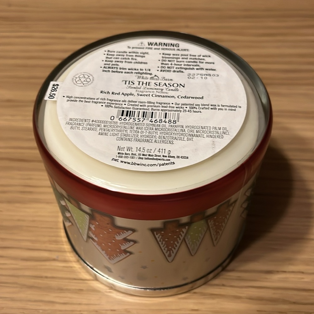 Bath & Body Works 3 Wick Candle. ‘‘Tis The Season. - Picture 3 of 3